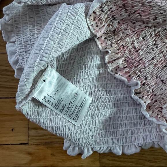 Off-Shoulder Smocked Pink Floral Top - Picture 2 of 4